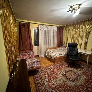 Сдам квартиру (хрущовка 2-комнатная) улица Небесной сотни 79