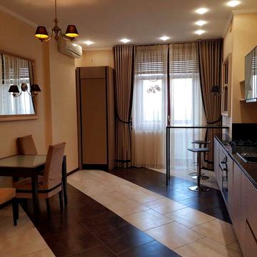 Продам 2х кімн кв 88м2 Чайковська центр автономне опалення