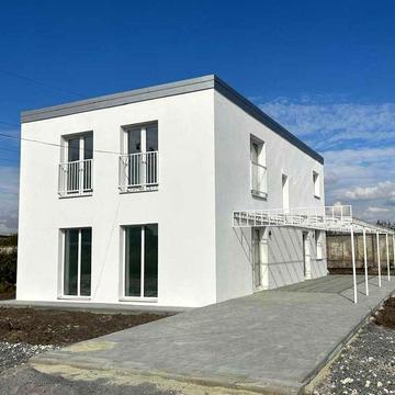 Новозбудований будинок, 150кв.м., 6 сотих (готовий до заселення)