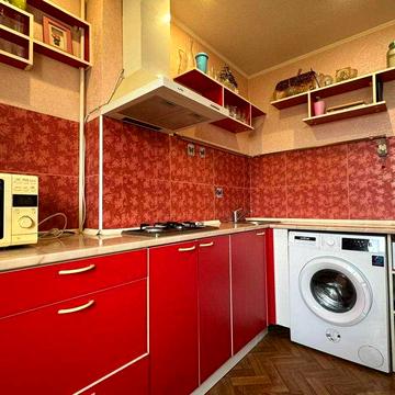 Продам 1к квартиру с ремонтом и мебелью/Кирпич/Соборный