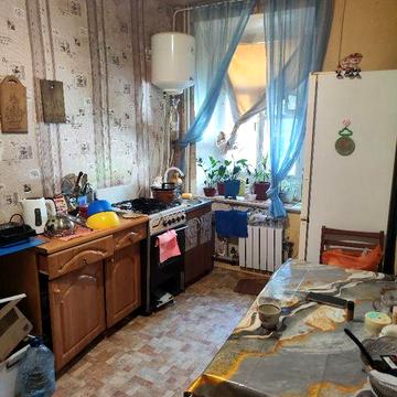 Сдаю 1к/кв Адмиральская 1/1,29/15/14,закрыт.двор 2700