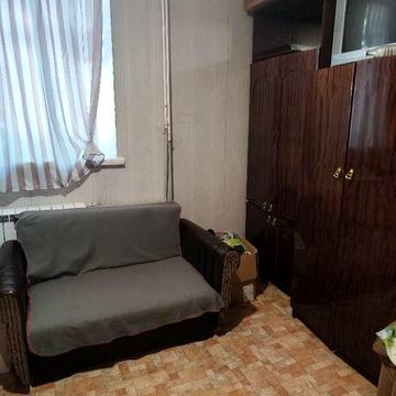 Сдаю 1к/кв Адмиральская 1/1,29/15/14,закрыт.двор 2700