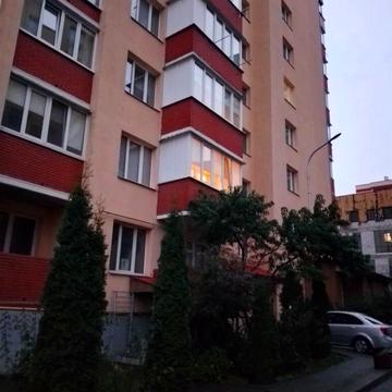 Панаса Мирного вул., 18/1б