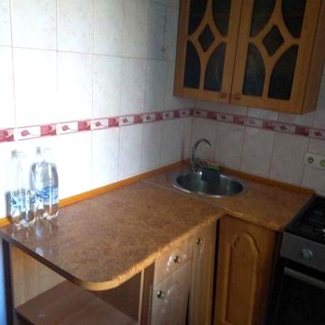 2 кімнатна квартира біля Універмагу