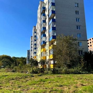 Чорновола вул., 182б