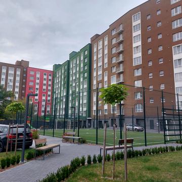 Богдана Хмельницького вул., 57