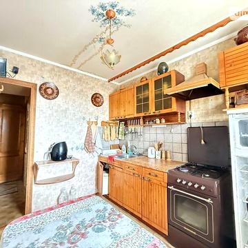Продаж 2к Квартира Антонова Олега вулиця