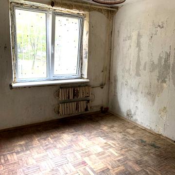Метробудівників вул., 40