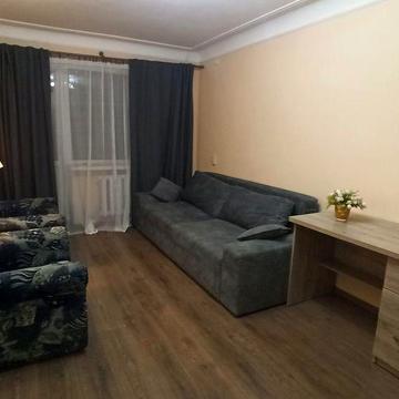 Срочно сдам 1-к. квартиру в самом центре. Квартира свободна.