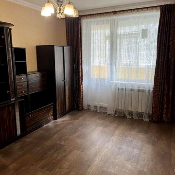 Довгострокова оренда 1к Квартира Валентинівська (Блюхера) вулиця