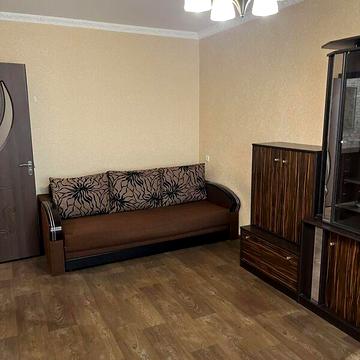 Довгострокова оренда 1к Квартира Валентинівська (Блюхера) вулиця