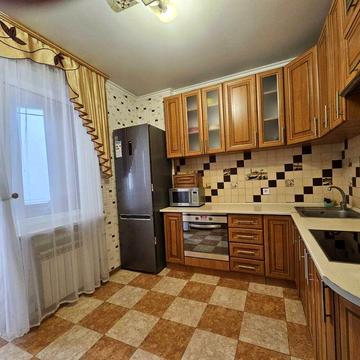 Сдам 1 к в Радужном ( дом 5)