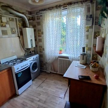 Ніжинська, 8