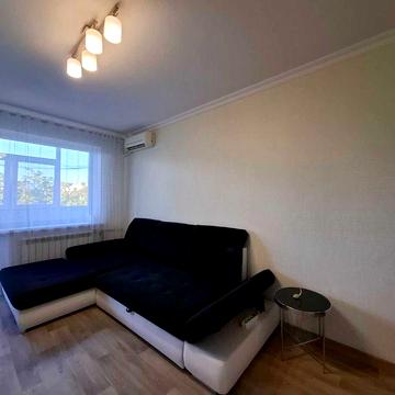 Продам 2-х комн квартиру ТРК Украина