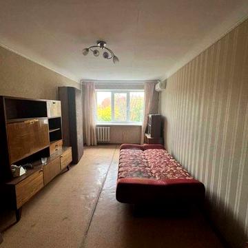 2- кімнатна квартира на Мотелі!