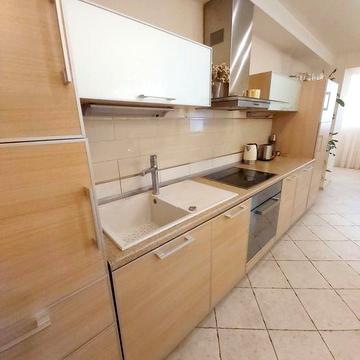 Сдаю СВОЮ 2к Студию на Тополе 1  /Джинчарадзе,4/