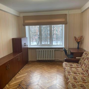 Кирилівська вул. (Фрунзе), 152