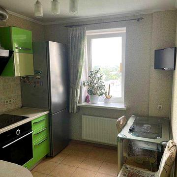 2 кімн кв 52 кв м + Гараж Ремонт (404325)