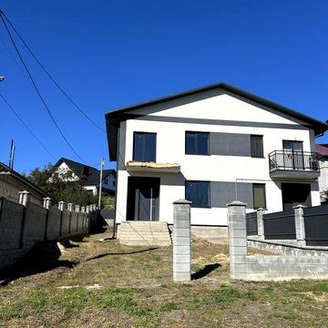 Продається Котедж  Рівне