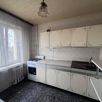 Симиренка вул., 13