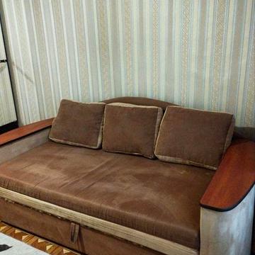 Сдам 1 комнатную малогабаритную квартиру на Тополь2