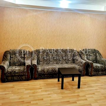 Івана Виговського вул. (Маршала Гречка), 8-В