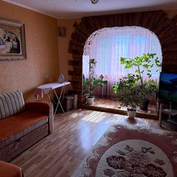 3-кімнатна квартира на Бориса Тена