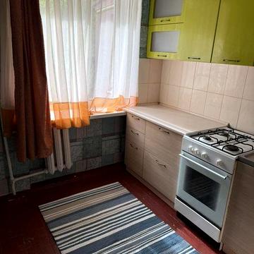 Здається 1но кім. квартира в центрі міста