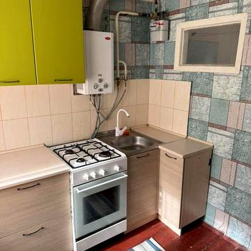 Здається 1но кім. квартира в центрі міста