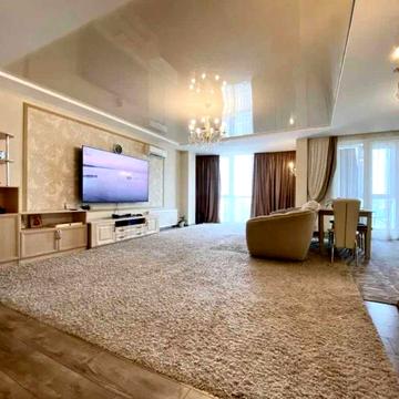 Сдается 3-х комн. квартира 119 кв.м в центре, новостройка на Гагарина