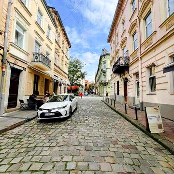 Продаж квартири центр. Львів. 2 кімнати