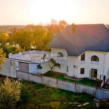 Лісова вул.