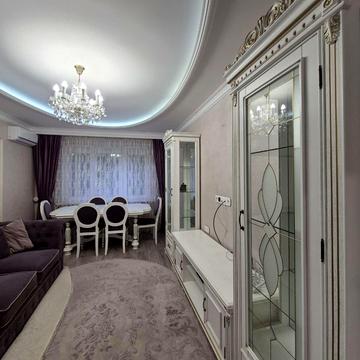 Академіка Корольова вул., 90б