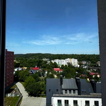 Під Голоском вул., 8