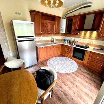 Продаж котеджу по вул. Варшавська