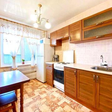 1 кім в багатоповерхівці на ПЕРЕМОЗІ (557070)