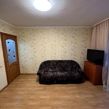 Здається довгостроково 1-к квартира вул. Дністерська 1 А