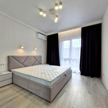 Оренда 1к+ кухня-вітальня+ балкон! ЖК Нова Англія! Метро 10 хв. пішки!