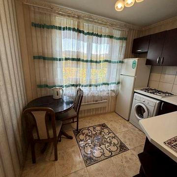 Довгострокова оренда 1к Квартира Гвардійців-Широнінців вулиця