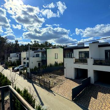 Найкраща вул. (Ломоносова)