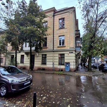 продаж 4 кім квартира поруч Стрийського парку вул Турецька 1907 року