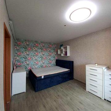 Продам 2 х кімнатну квартиру на Перемозі Победе (правий беріг)