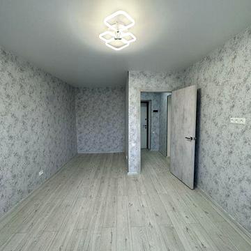 Продам однокомнатную квартиру с ремонтом и с АГВ на Клушина ,