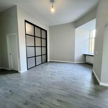 Продаж квартири з ремонтом в центрі