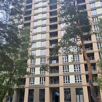 Вячеслава Чорновола вул., 3