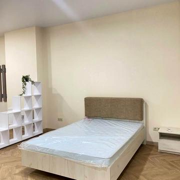 Володимира Брожка вул. (Кіровоградська), 70