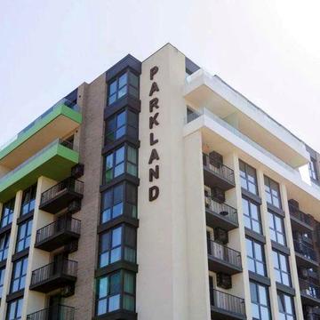 Продаж півторакімнатної квартири в комплексі бізнес класу ЖК Parkland