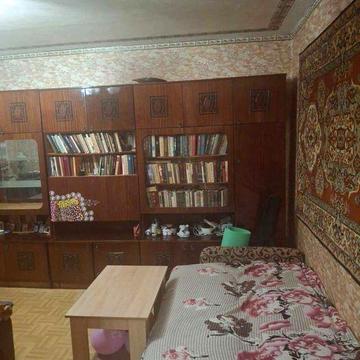 Трикімнатна квартира у Шостці