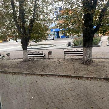 Довготривала оренда 2-кімнатноі квартири в самісінькому центрі міста!