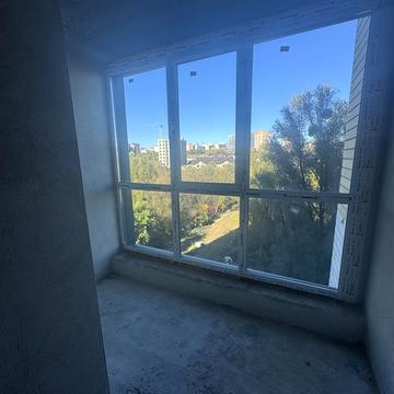 Озерна вул., 2